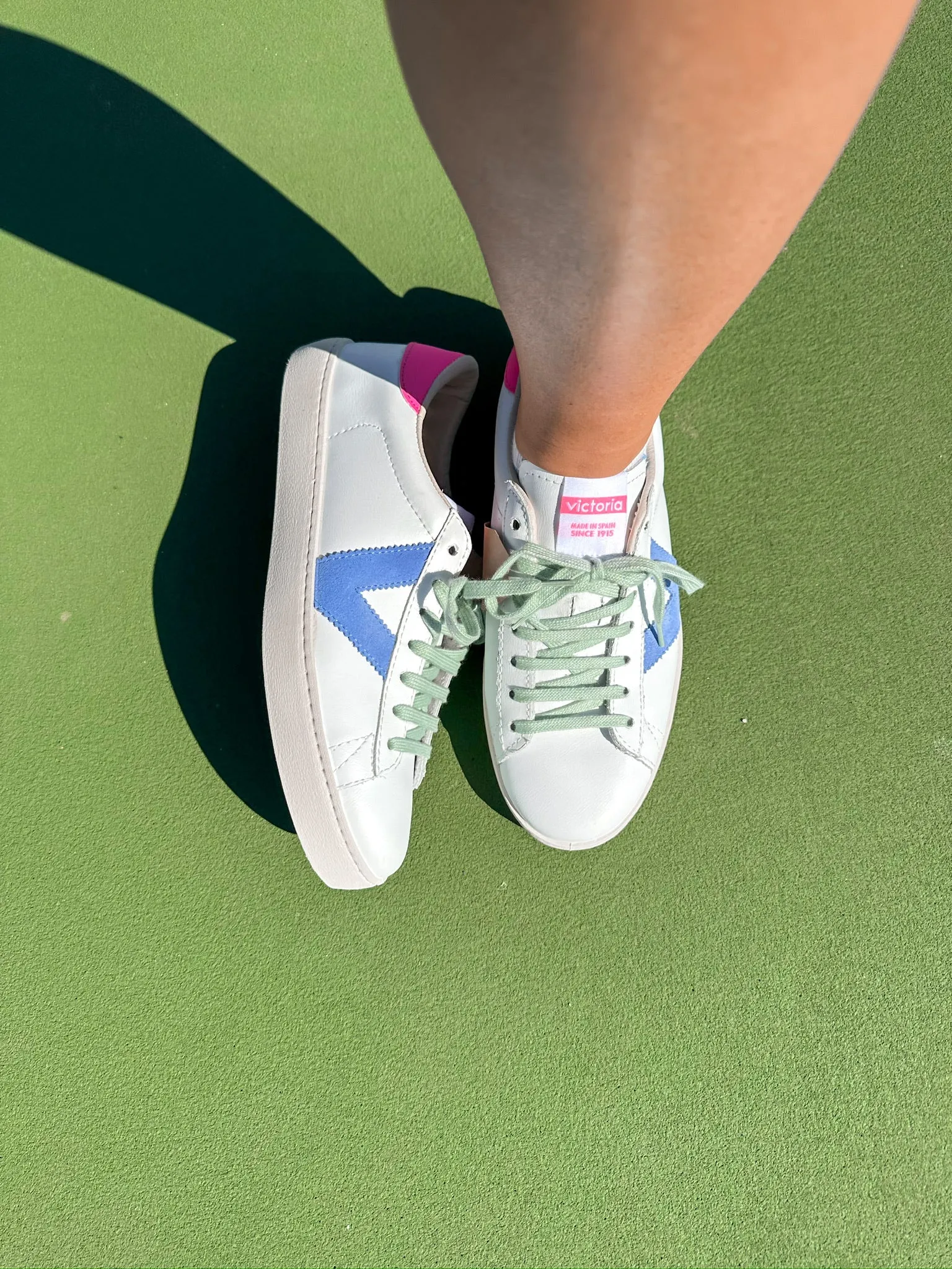Berlin Piel & Neon Snaker