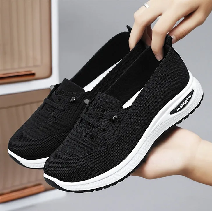 Classic and Casual Slip-On Sneakers for Women - Soft and Slip-Resistant