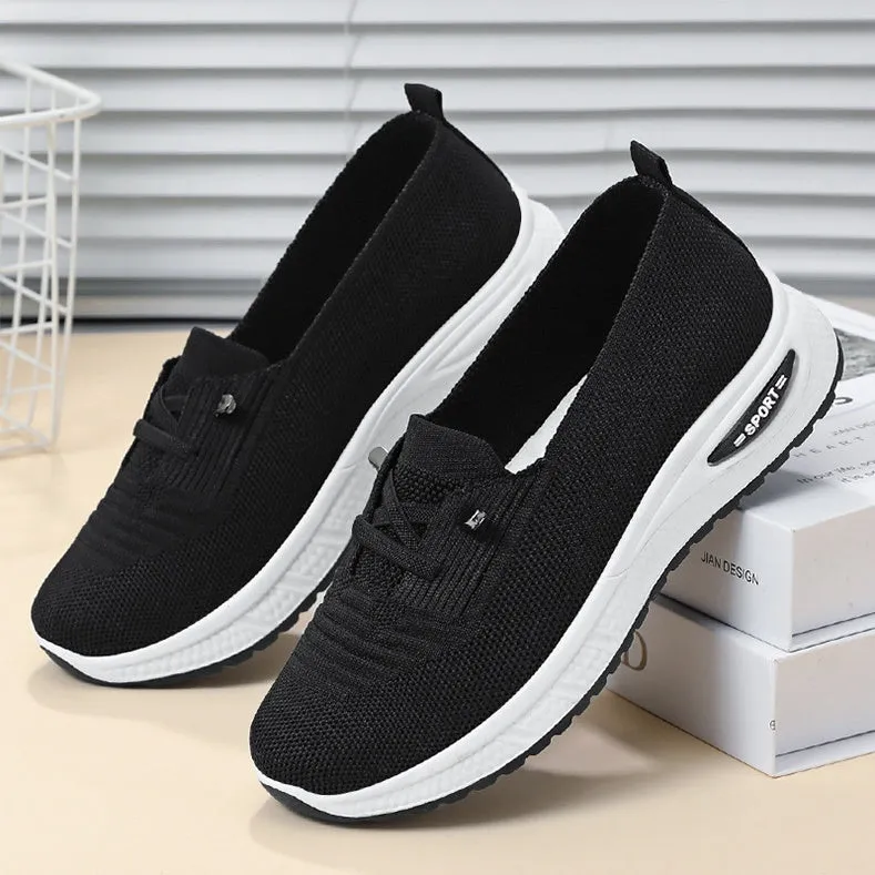 Classic and Casual Slip-On Sneakers for Women - Soft and Slip-Resistant
