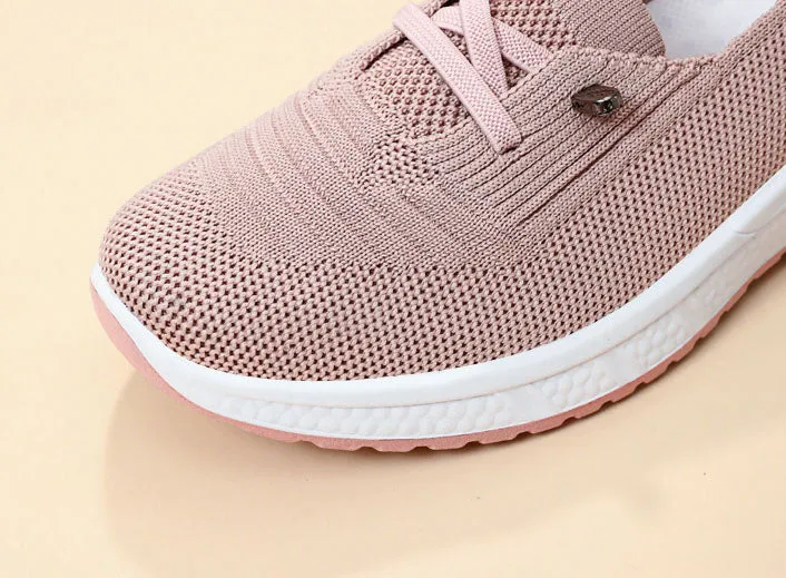 Classic and Casual Slip-On Sneakers for Women - Soft and Slip-Resistant