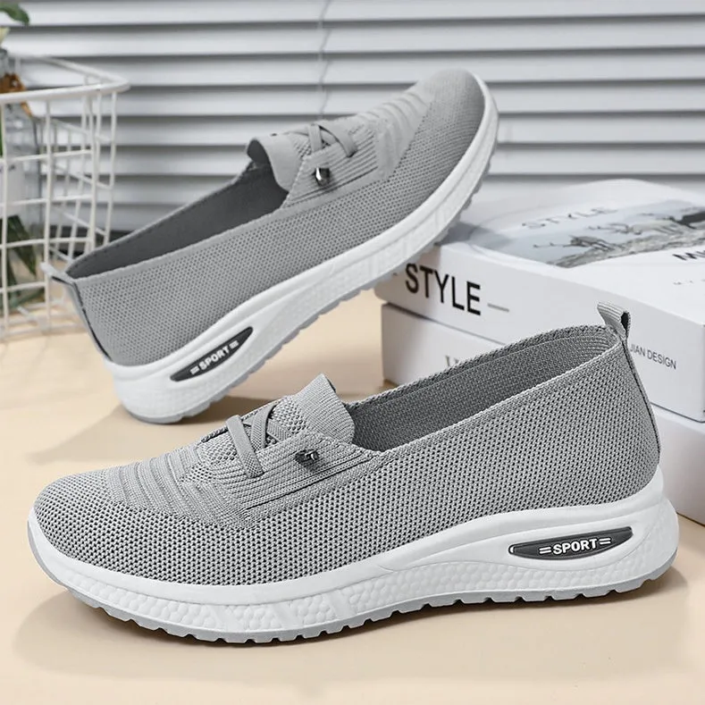 Classic and Casual Slip-On Sneakers for Women - Soft and Slip-Resistant