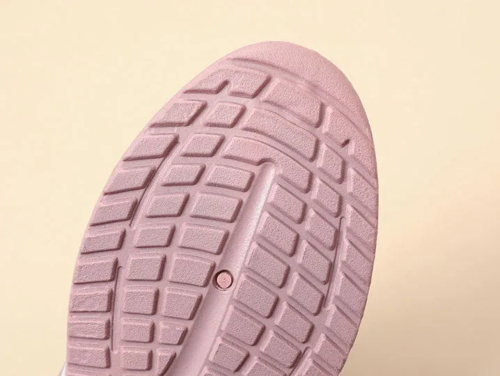 Classic and Casual Slip-On Sneakers for Women - Soft and Slip-Resistant