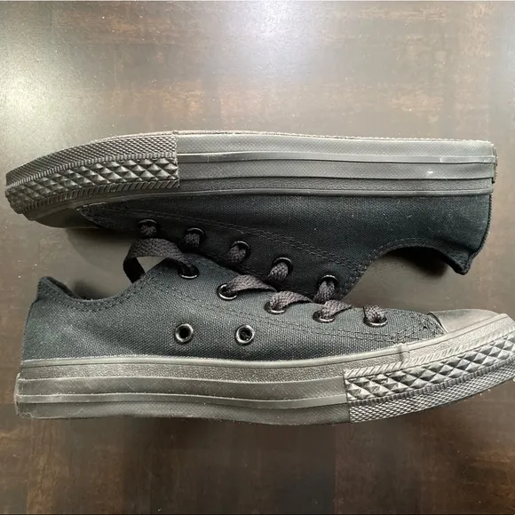 Converse Chuck Taylor Sneakers Size 3