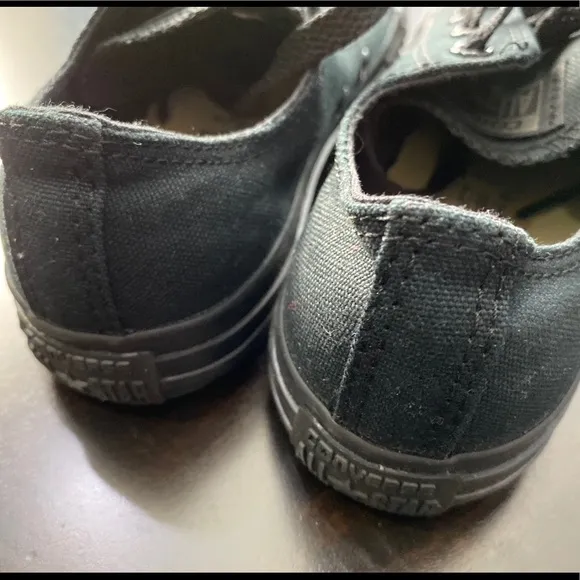 Converse Chuck Taylor Sneakers Size 3