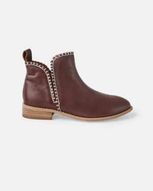 Douglas Stitch Leather Boot - Chocolate