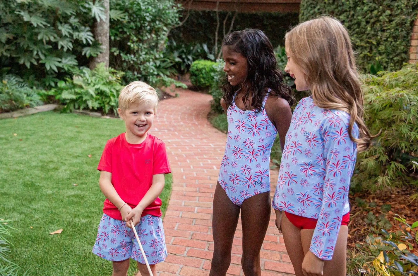 Girls' Reef Rashguard Swim Set in Fireworks Print