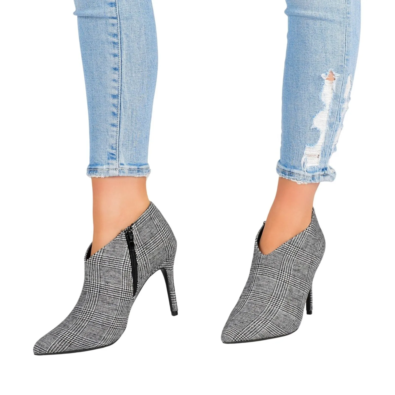 Journee Collection Demmi Tru Comfort Foam Inside Zip Stiletto Booties Black 9M