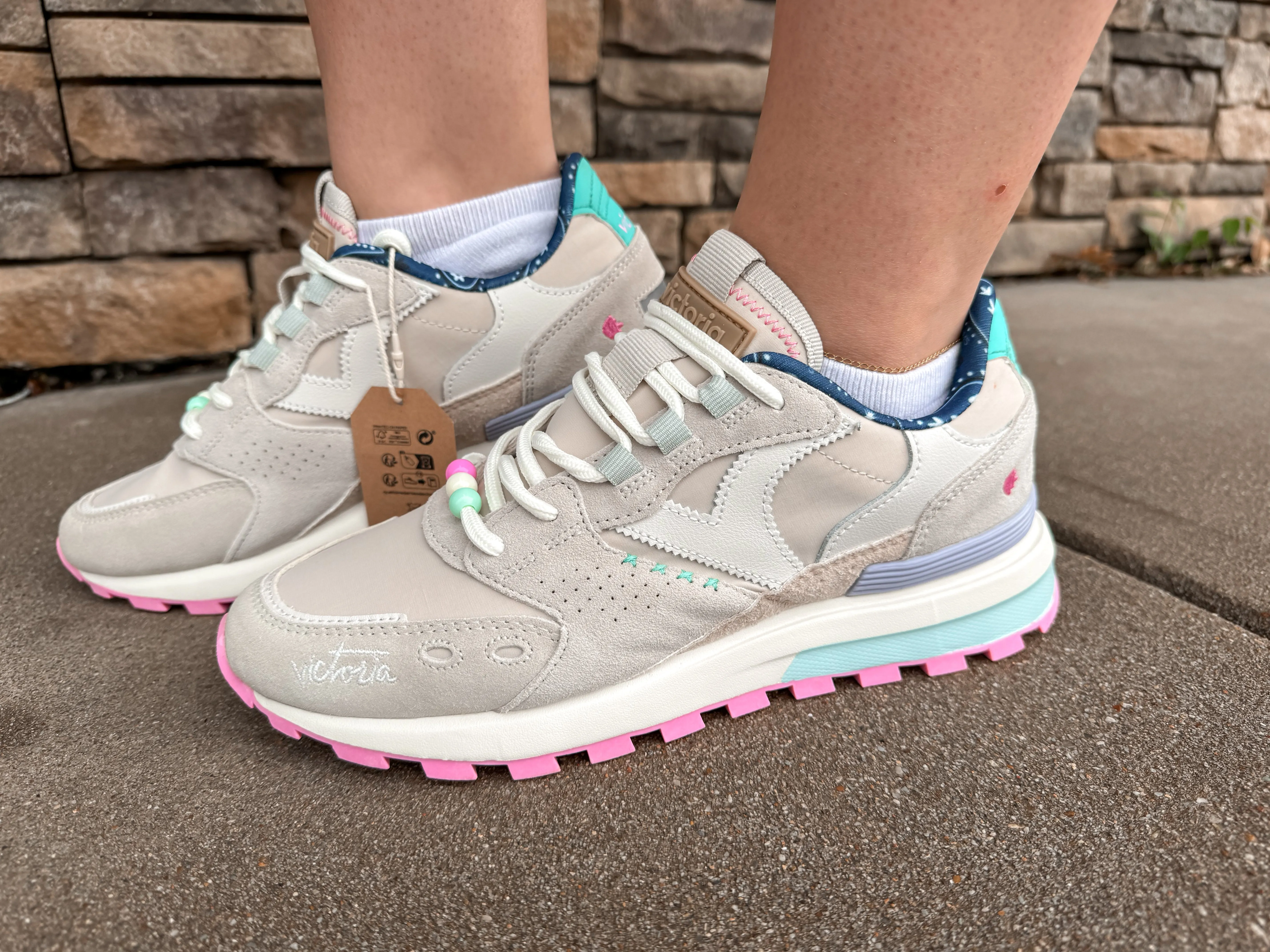 Luna Multicolor Sneaker