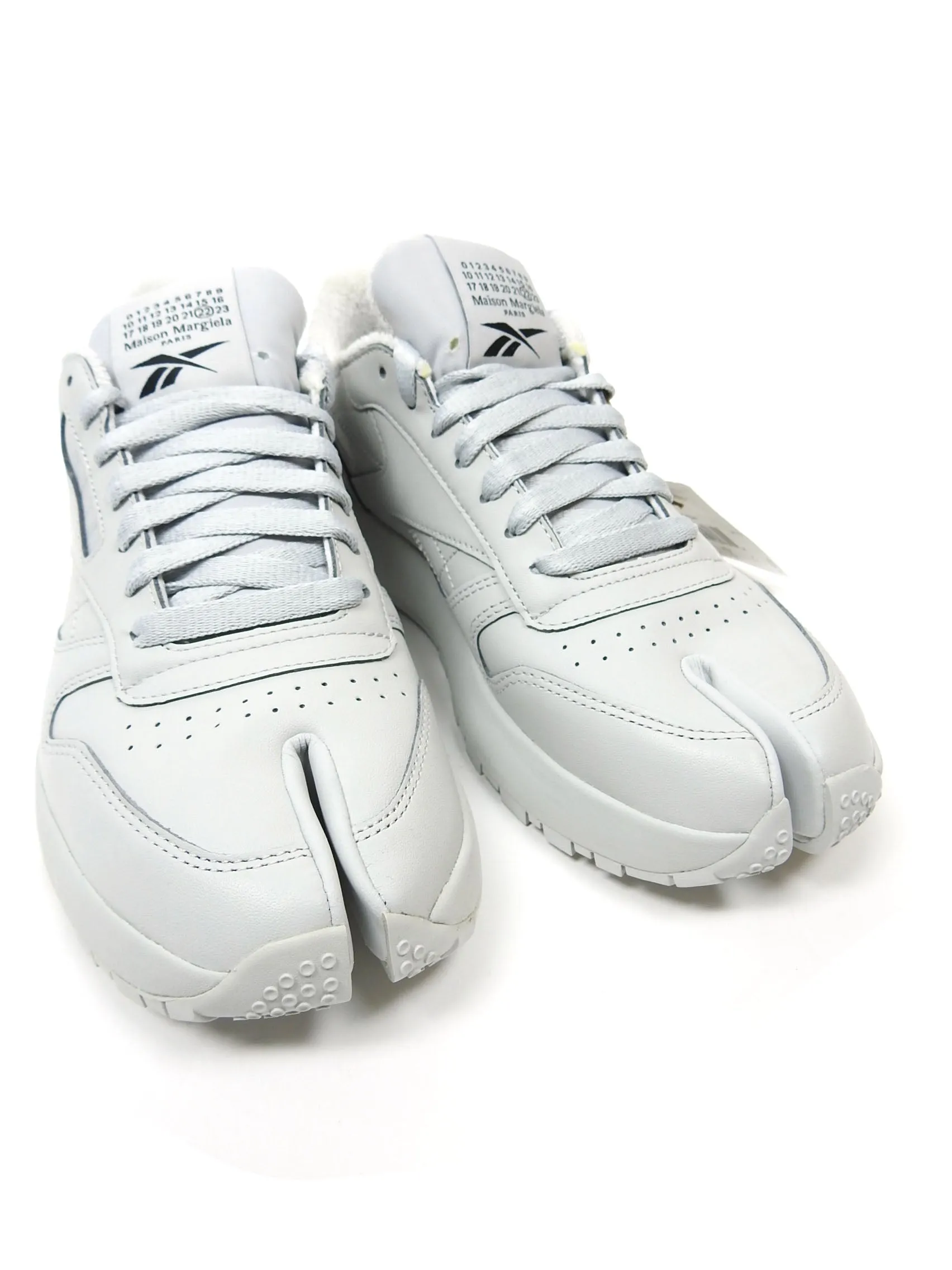 Maison Margiela x Reebok Project 0 CL Tabi Sneaker Size 8