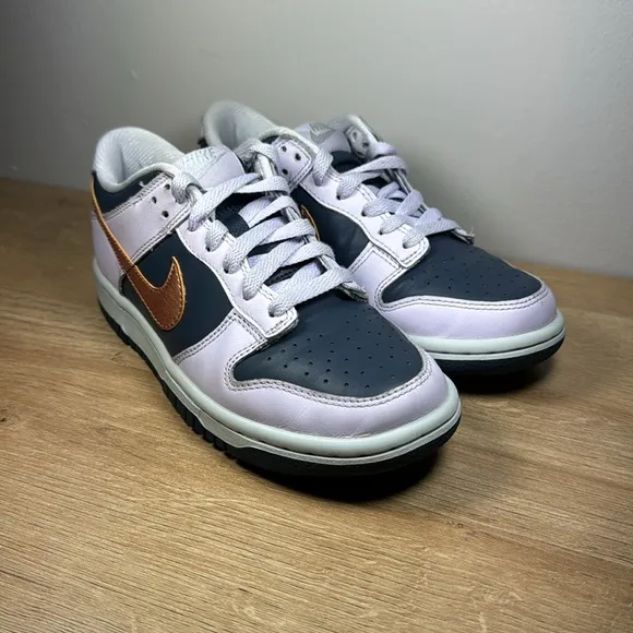Nike Dink Low SE Copper Swoosh Size 4Y Kids Sneakers