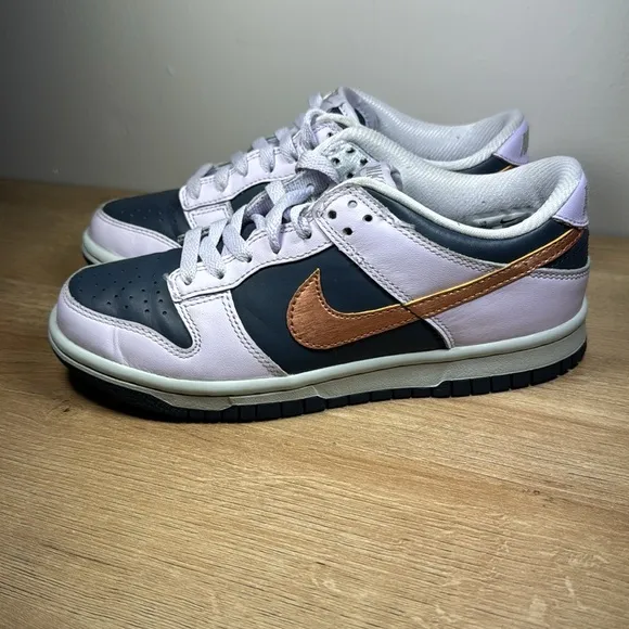 Nike Dink Low SE Copper Swoosh Size 4Y Kids Sneakers
