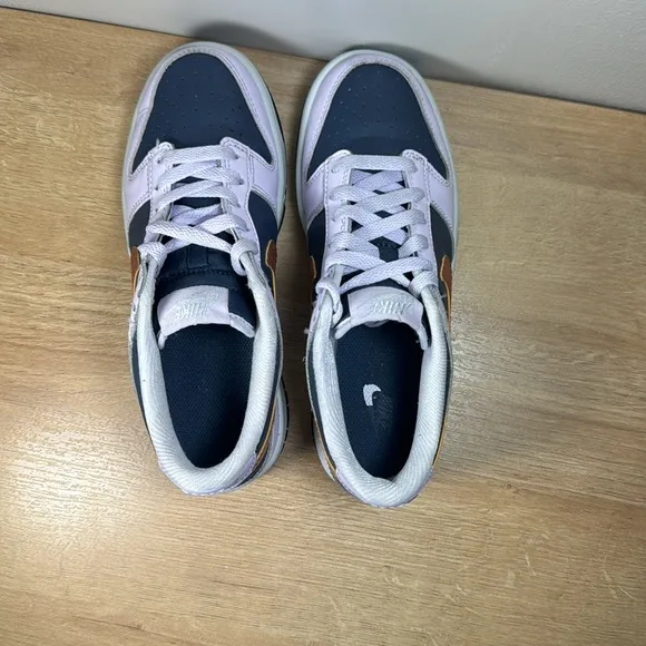 Nike Dink Low SE Copper Swoosh Size 4Y Kids Sneakers