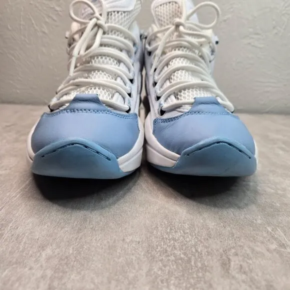 REEBOK Iverson Athletic Sneakers White Blue 7 Mid Top Y2K Sporty Basketball Shoe