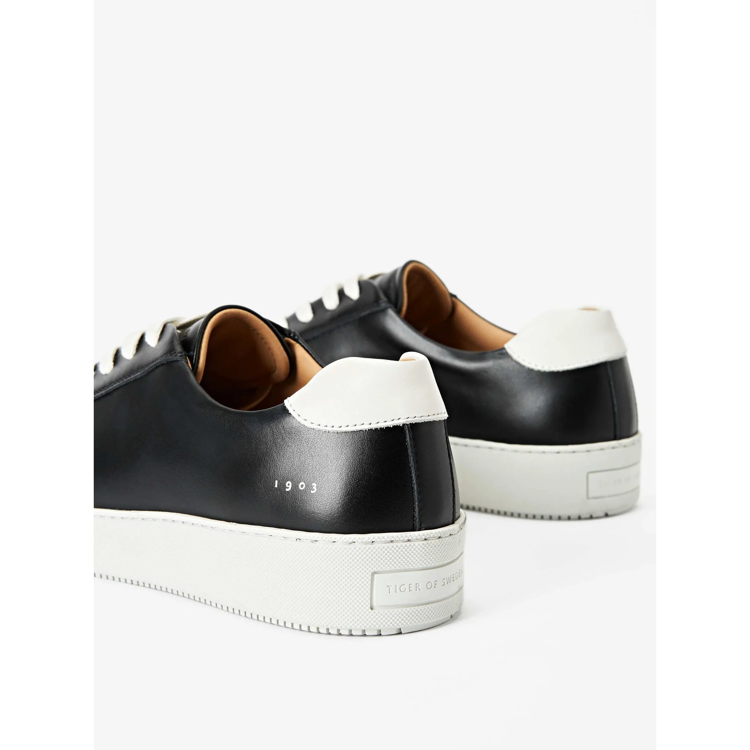 SALAS SNEAKER