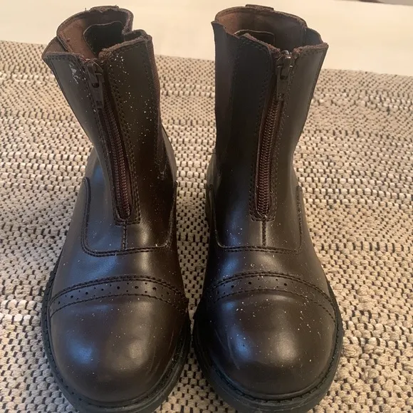 Tuff Rider Riding Boots. Size 4 Girl.