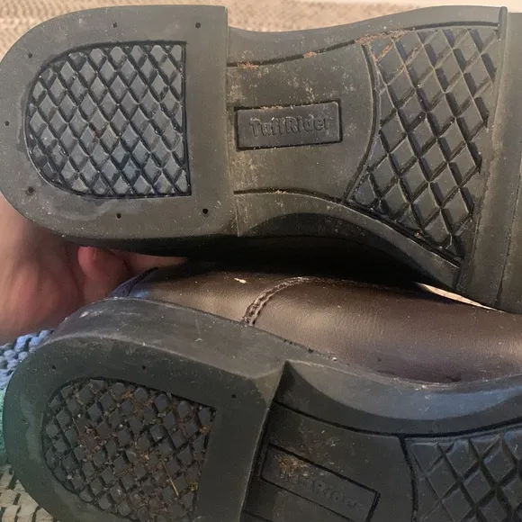 Tuff Rider Riding Boots. Size 4 Girl.