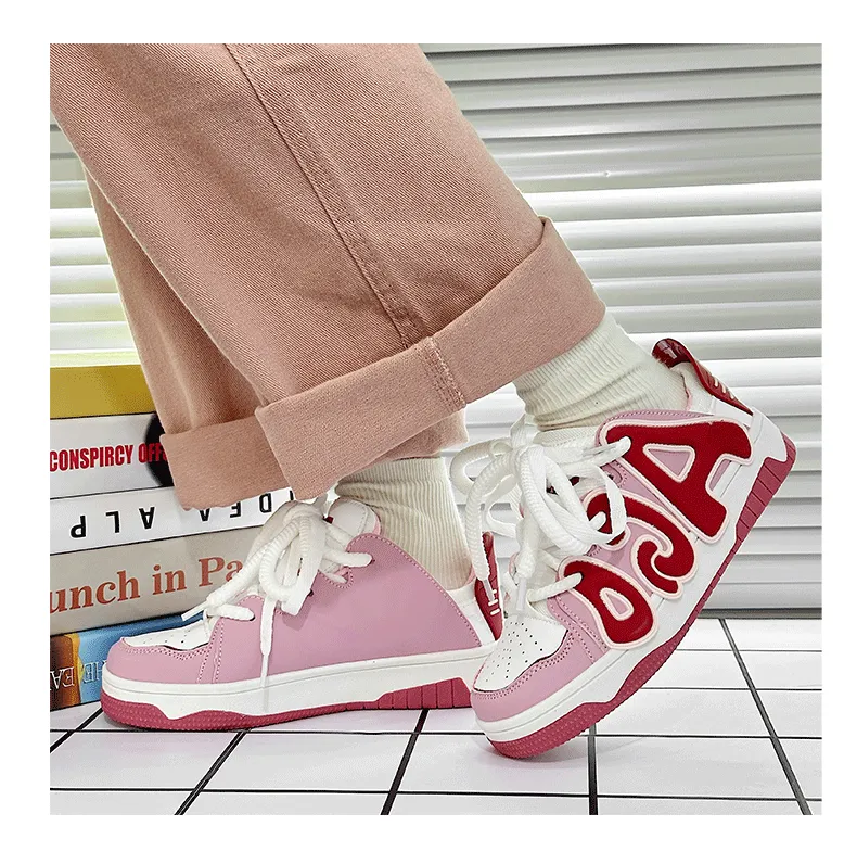 VougeVamp Unisex Skateboard Street Sneakers – High-Quality Hip-Hop Vulcanized Casual Shoes